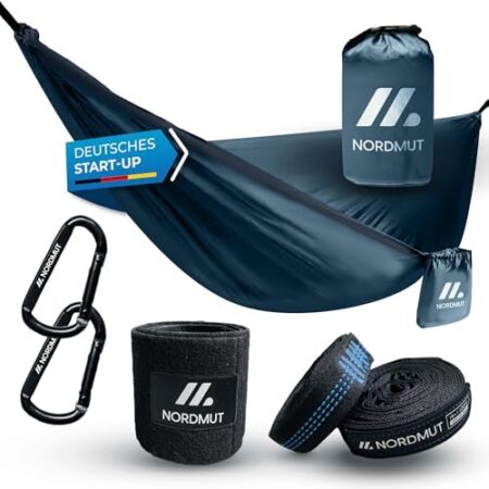 NORDMUT® Ultraleichte Hängematte Outdoor [mit Befestigungs-Set] Camping Hängematte inkl. Baumschutz-Set für Camping, Outdoor und Garten - max. Belastbarkeit 300 kg  Amazon.de: Garten