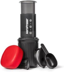 Amazon.de AeroPress Go extra kleines tragbares Kaffeemaschinen-Set,